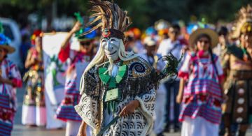 Así se vivió el desfile por el 55 aniversario de la fundación de Cancún este 2025