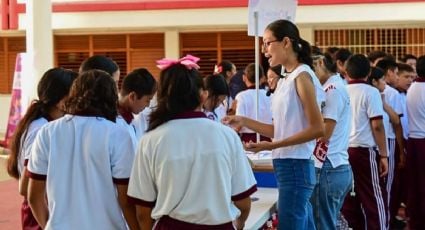 Más de 290 mil alumnos de Quintana Roo regresan a clases tras dos meses de paro